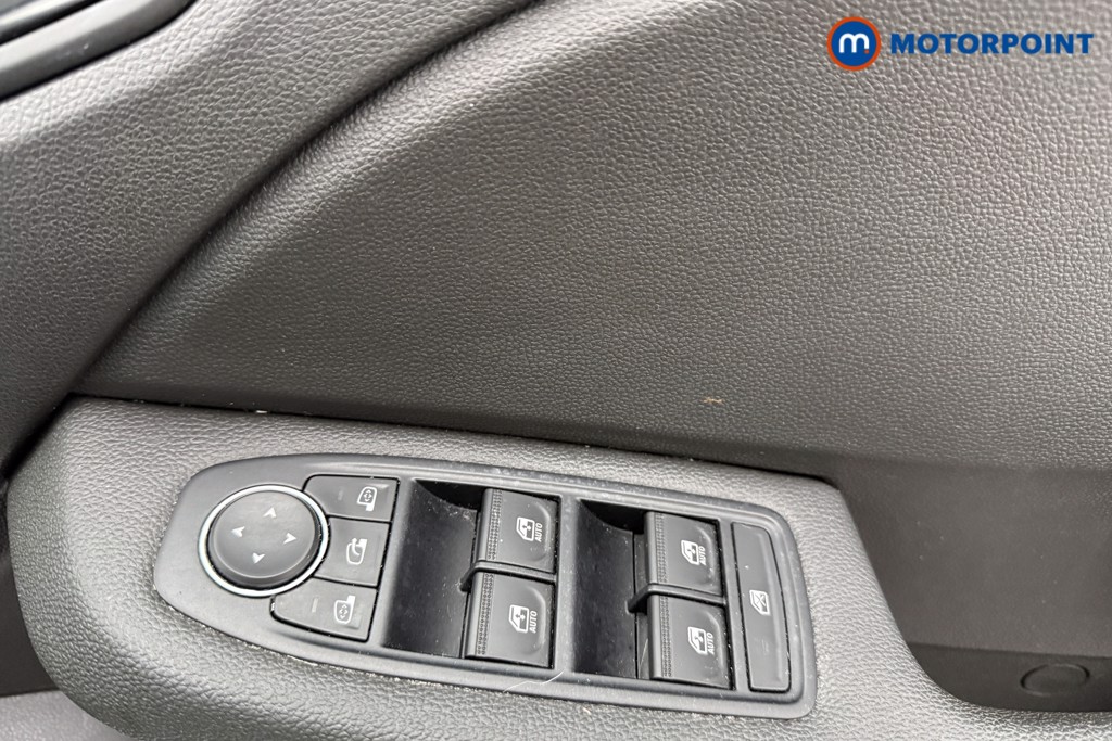 Renault Clio Evolution Manual Petrol Hatchback - Stock Number (1627630) - 18th supplementary image