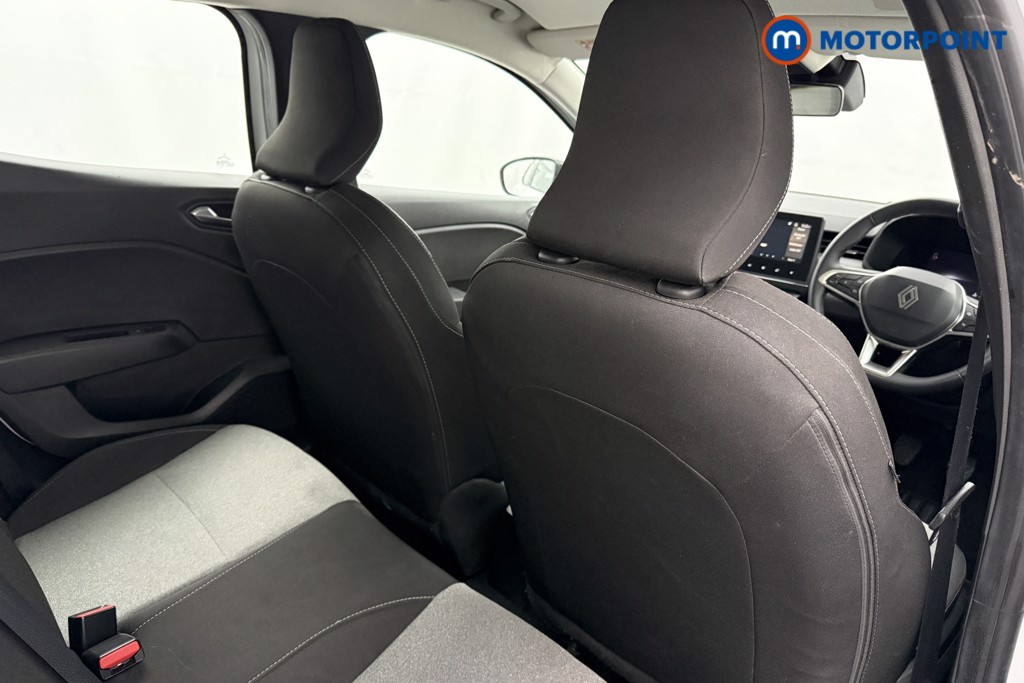 Renault Clio Evolution Manual Petrol Hatchback - Stock Number (1627630) - 19th supplementary image