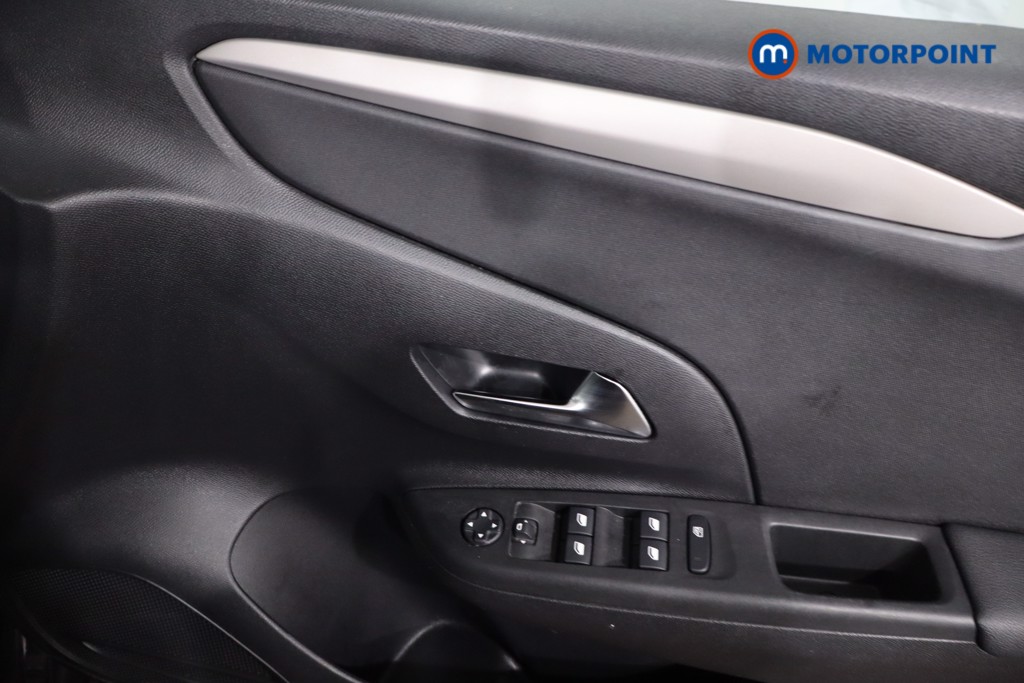 Vauxhall Corsa Design Manual Petrol Hatchback - Stock Number (1627925) - 25th supplementary image