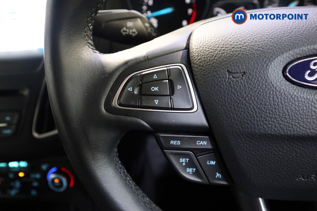 Ford Focus Titanium Automatic Petrol Hatchback - Stock Number (1627972) - 3rd supplementary image
