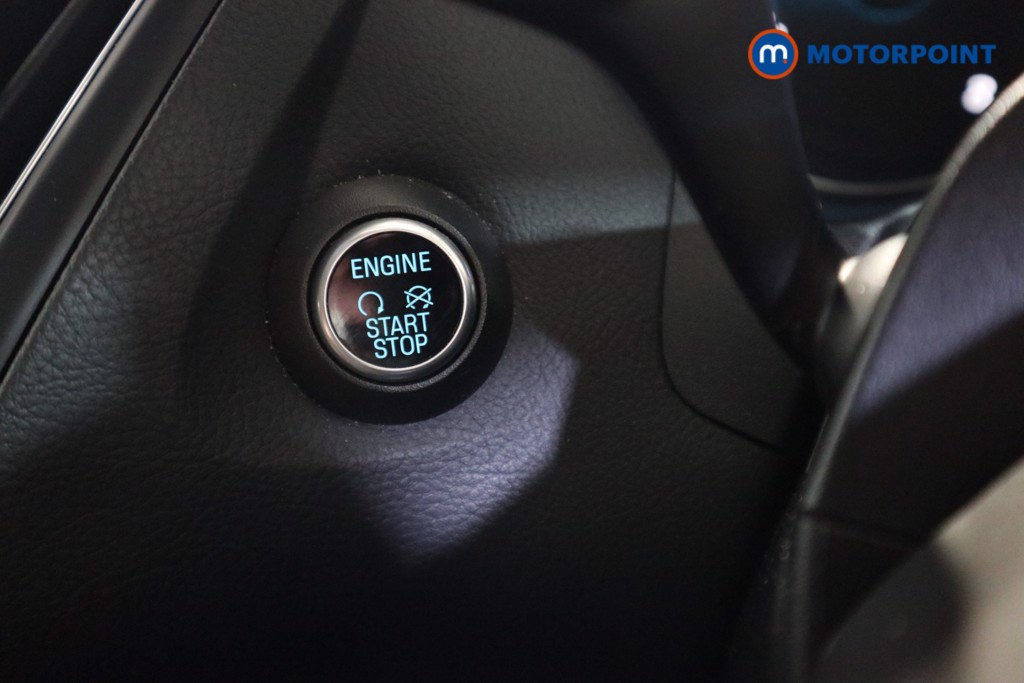 Ford Focus Titanium Automatic Petrol Hatchback - Stock Number (1627972) - 9th supplementary image