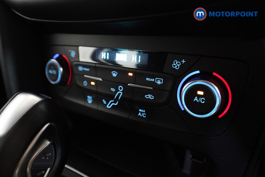 Ford Focus Titanium Automatic Petrol Hatchback - Stock Number (1627972) - 10th supplementary image