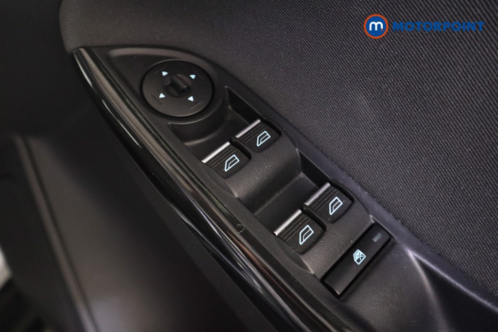 Ford Focus Titanium Automatic Petrol Hatchback - Stock Number (1627972) - 15th supplementary image