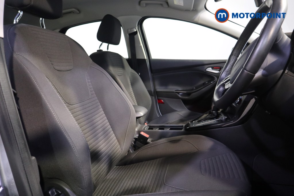 Ford Focus Titanium Automatic Petrol Hatchback - Stock Number (1627972) - 16th supplementary image