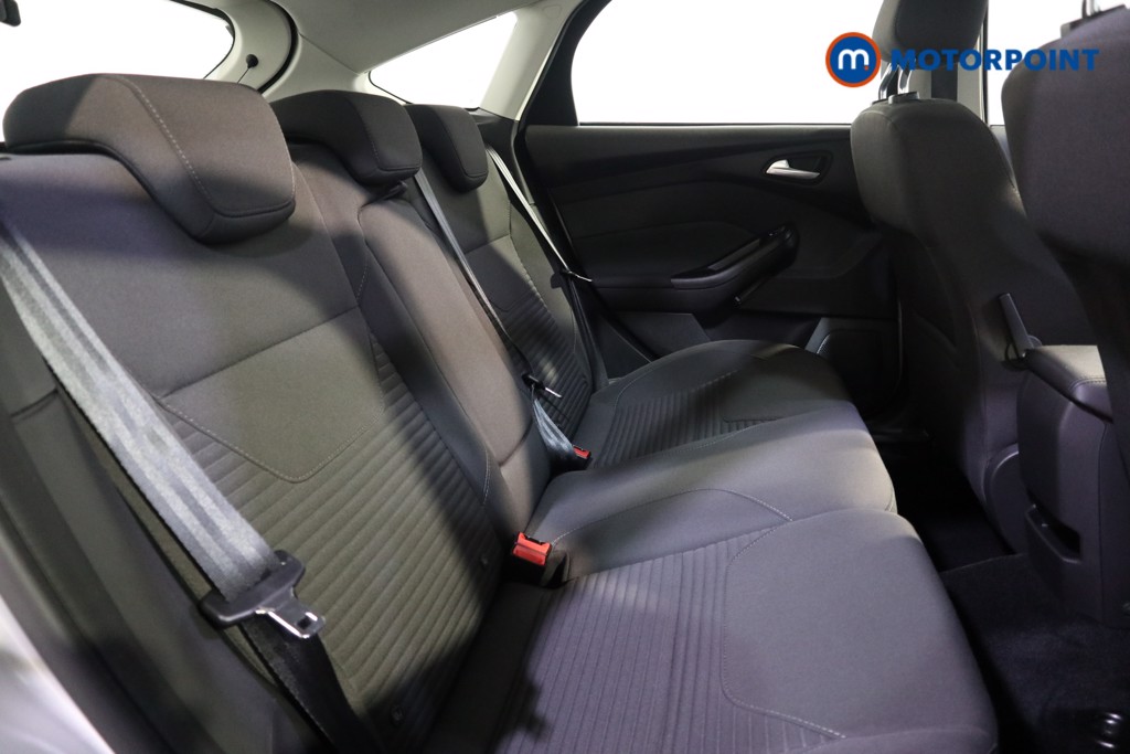 Ford Focus Titanium Automatic Petrol Hatchback - Stock Number (1627972) - 17th supplementary image