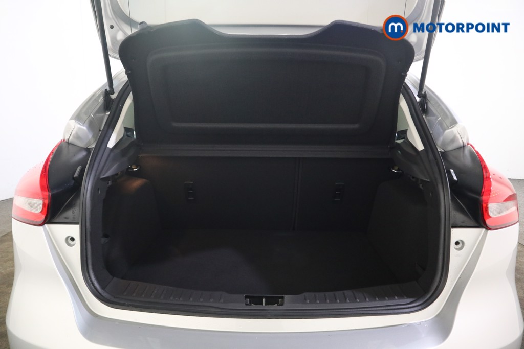 Ford Focus Titanium Automatic Petrol Hatchback - Stock Number (1627972) - 21st supplementary image
