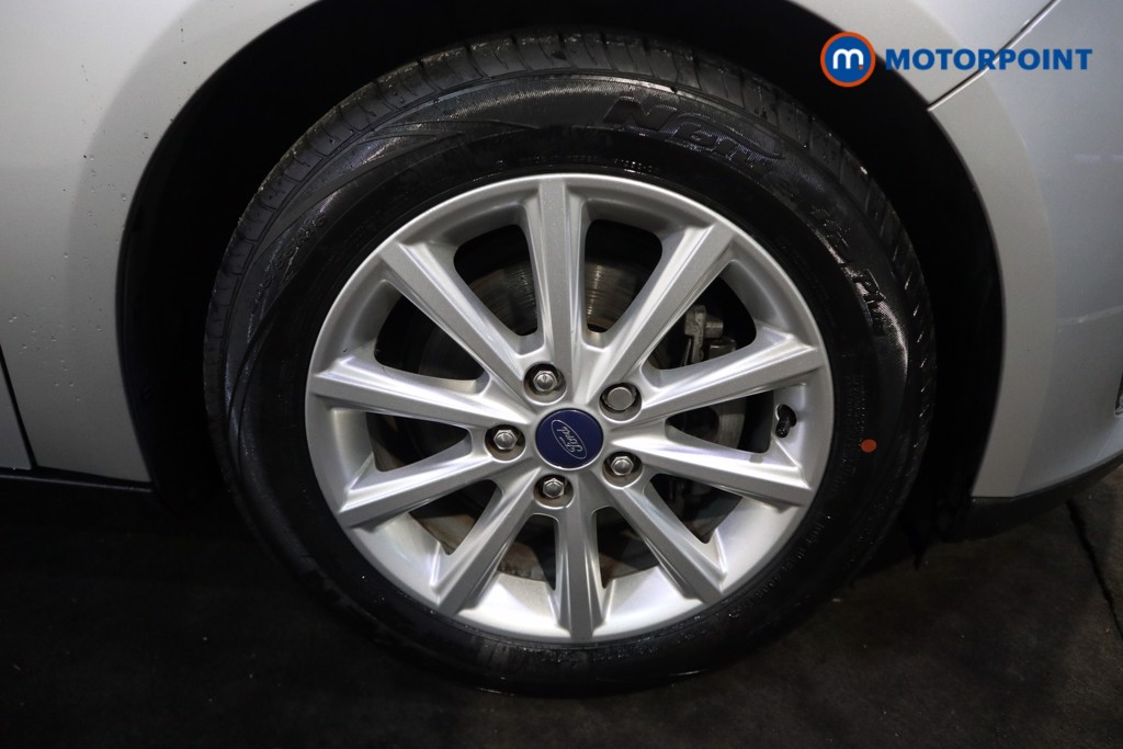 Ford Focus Titanium Automatic Petrol Hatchback - Stock Number (1627972) - 23rd supplementary image