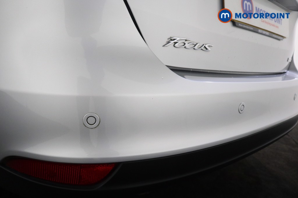 Ford Focus Titanium Automatic Petrol Hatchback - Stock Number (1627972) - 26th supplementary image