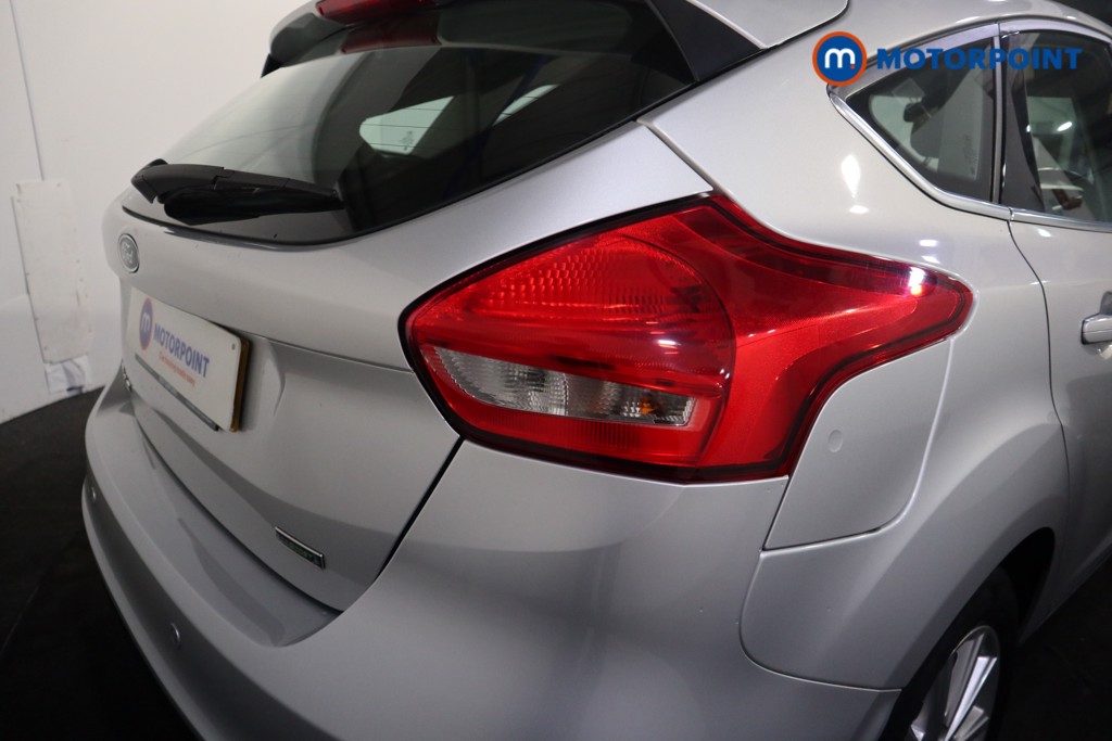 Ford Focus Titanium Automatic Petrol Hatchback - Stock Number (1627972) - 29th supplementary image