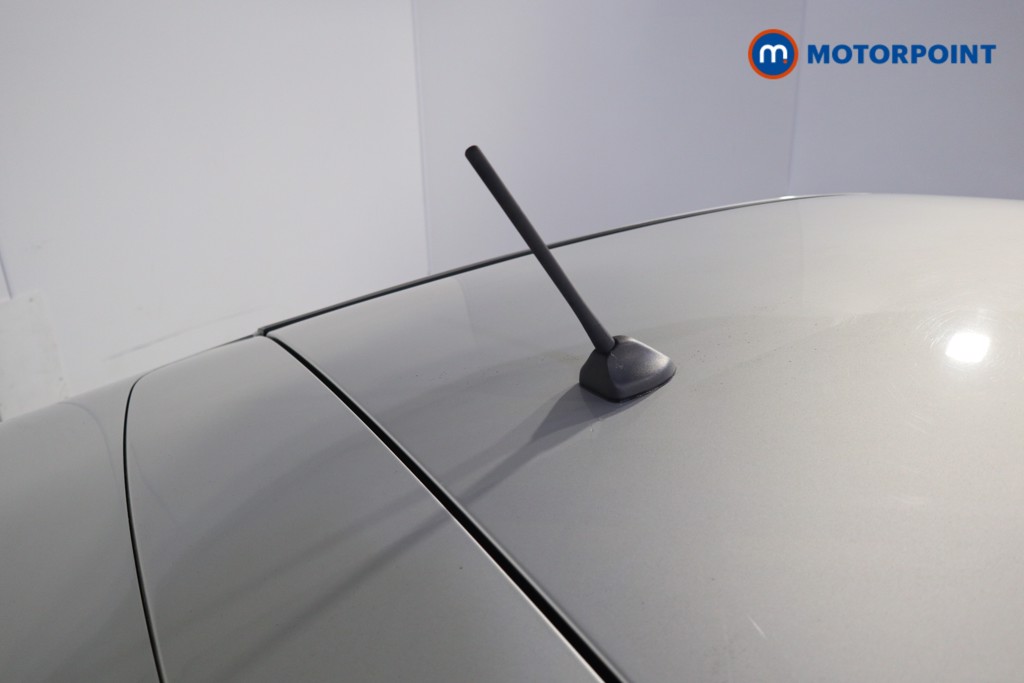 Ford Focus Titanium Automatic Petrol Hatchback - Stock Number (1627972) - 32nd supplementary image