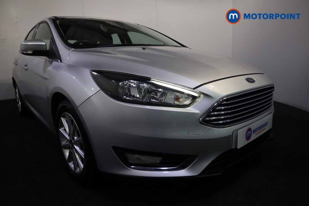 Ford Focus Titanium Automatic Petrol Hatchback - Stock Number (1627972) - 38th supplementary image