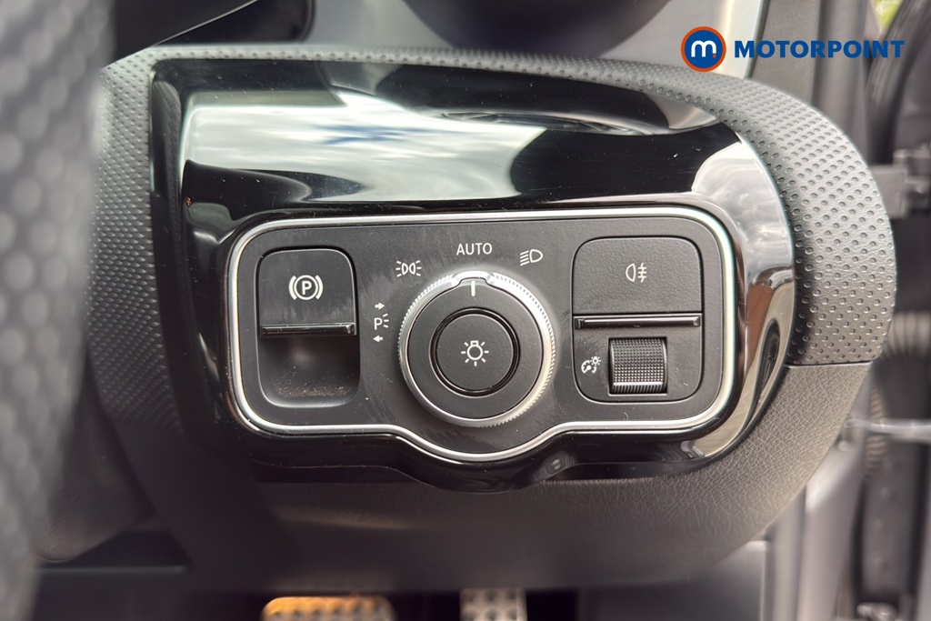 Mercedes-Benz CLA Amg Line Automatic Diesel Coupe - Stock Number (1629084) - 11th supplementary image