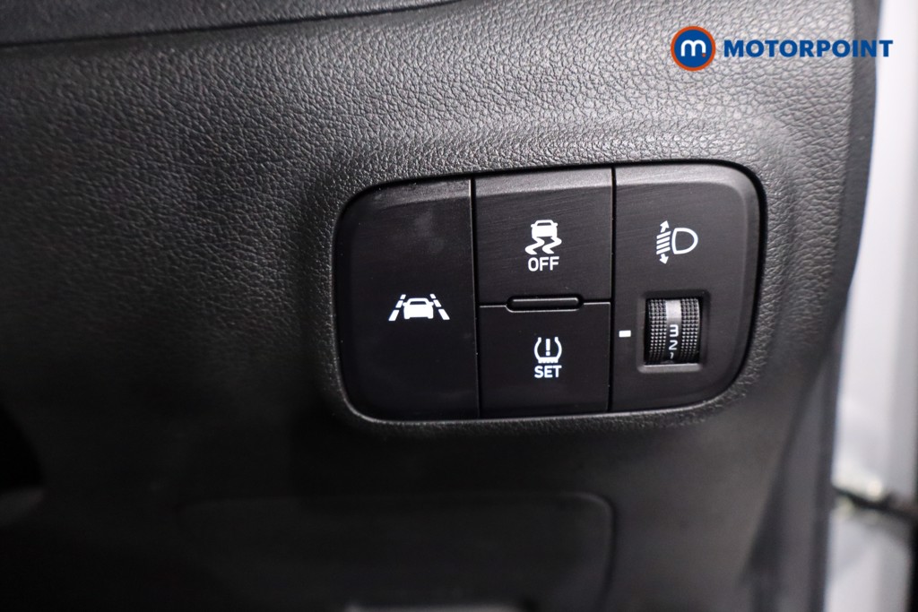 Hyundai I10 Premium Automatic Petrol Hatchback - Stock Number (1629116) - 17th supplementary image