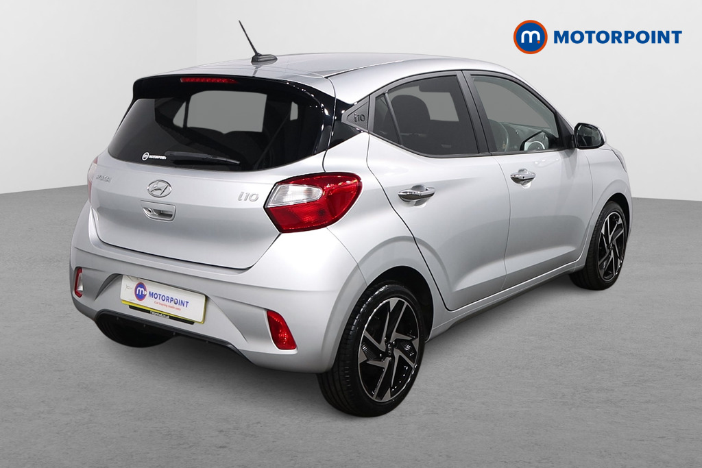 Hyundai I10 Premium Automatic Petrol Hatchback - Stock Number (1629116) - Drivers side rear corner