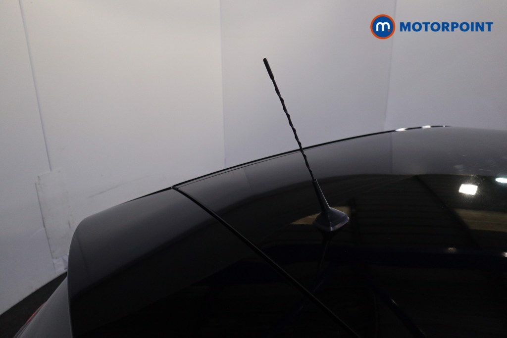 Renault Captur Iconic Manual Petrol SUV - Stock Number (1629396) - 27th supplementary image