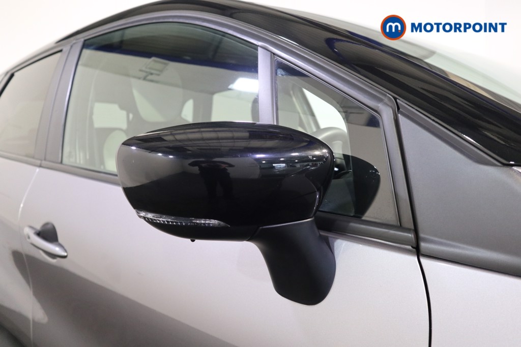 Renault Captur Iconic Manual Petrol SUV - Stock Number (1629396) - 28th supplementary image