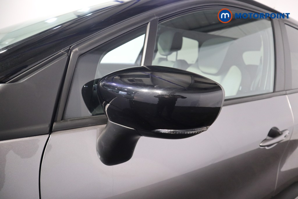 Renault Captur Iconic Manual Petrol SUV - Stock Number (1629396) - 29th supplementary image