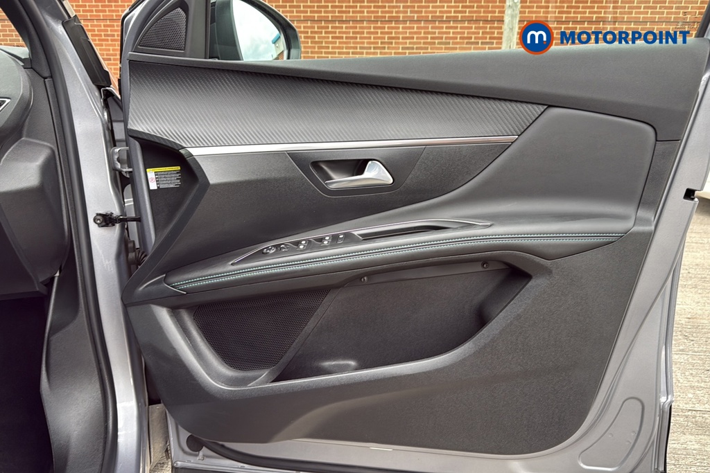 Peugeot 3008 Allure Automatic Petrol SUV - Stock Number (1629402) - 18th supplementary image