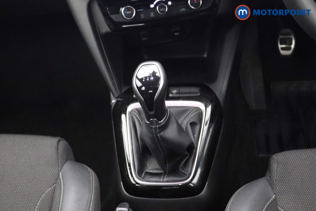 Vauxhall Corsa GS Manual Petrol Hatchback - Stock Number (1630385) - 4th supplementary image