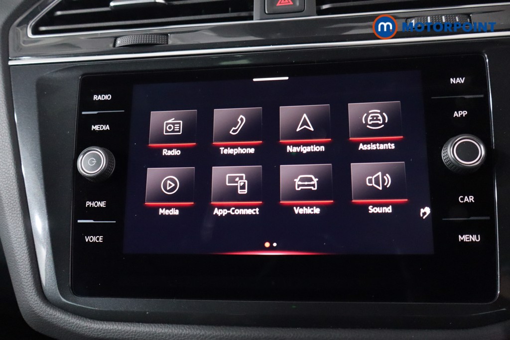Volkswagen Tiguan R-Line Automatic Petrol SUV - Stock Number (1630968) - 2nd supplementary image