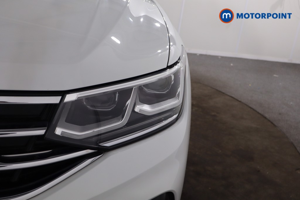 Volkswagen Tiguan R-Line Automatic Petrol SUV - Stock Number (1630968) - 37th supplementary image
