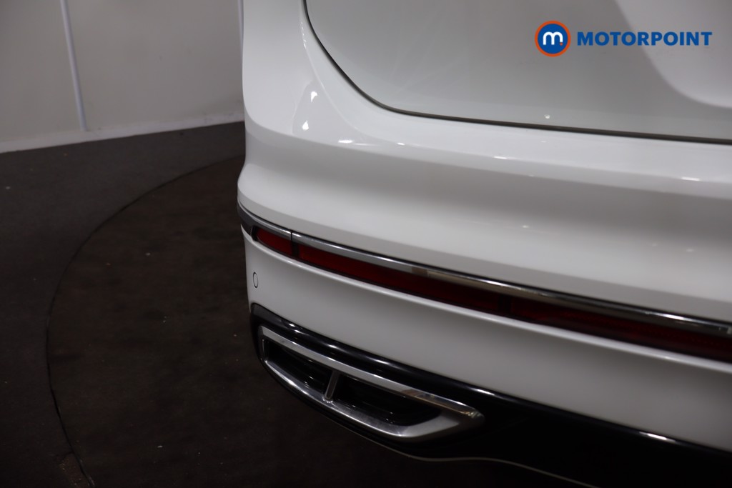 Volkswagen Tiguan R-Line Automatic Petrol SUV - Stock Number (1630968) - 43rd supplementary image