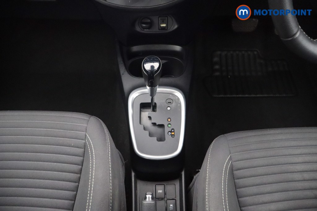 Toyota Yaris Icon Automatic Petrol Hatchback - Stock Number (1631064) - 6th supplementary image