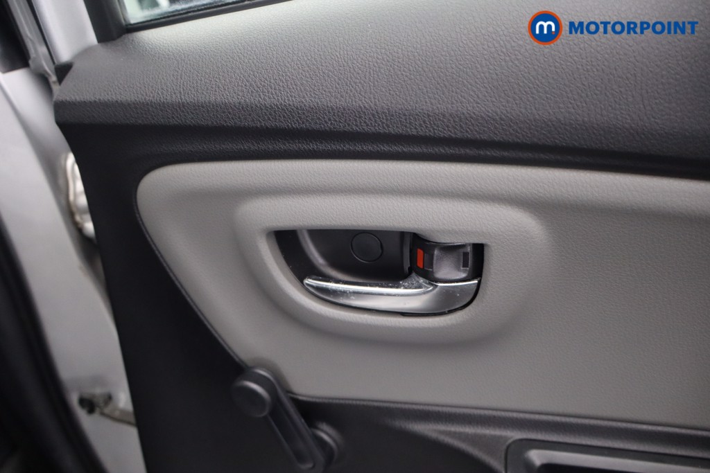 Toyota Yaris Icon Automatic Petrol Hatchback - Stock Number (1631064) - 22nd supplementary image