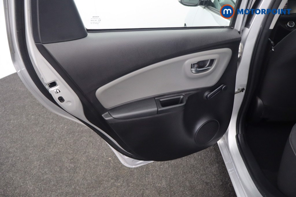 Toyota Yaris Icon Automatic Petrol Hatchback - Stock Number (1631064) - 25th supplementary image