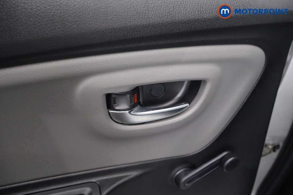 Toyota Yaris Icon Automatic Petrol Hatchback - Stock Number (1631064) - 26th supplementary image