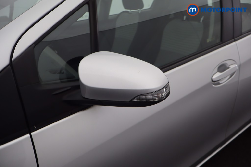 Toyota Yaris Icon Automatic Petrol Hatchback - Stock Number (1631064) - 38th supplementary image