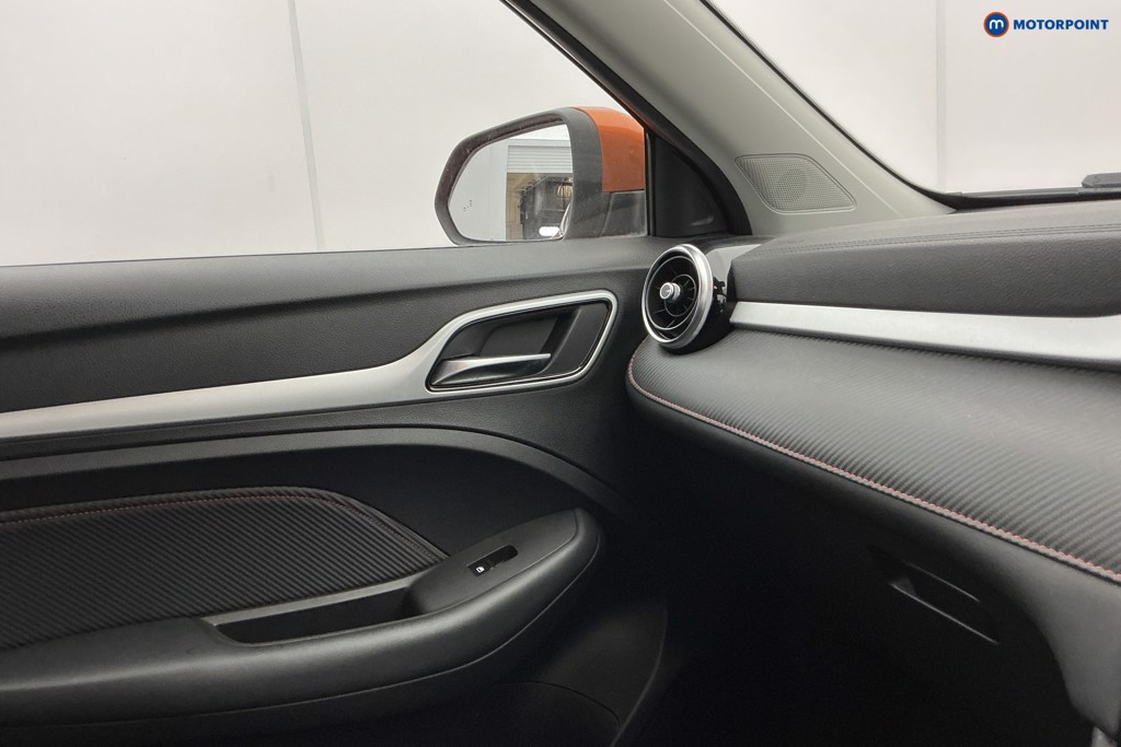 Mg Motor Uk ZS Exclusive Manual Petrol SUV - Stock Number (1631131) - 19th supplementary image
