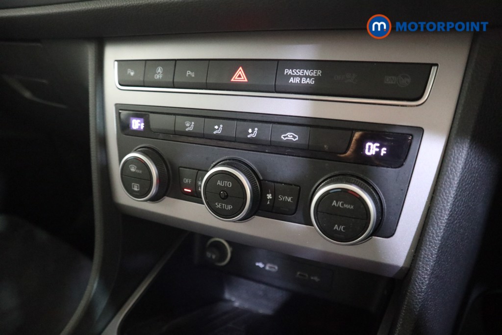 Seat Ateca FR Manual Petrol SUV - Stock Number (1631161) - 7th supplementary image