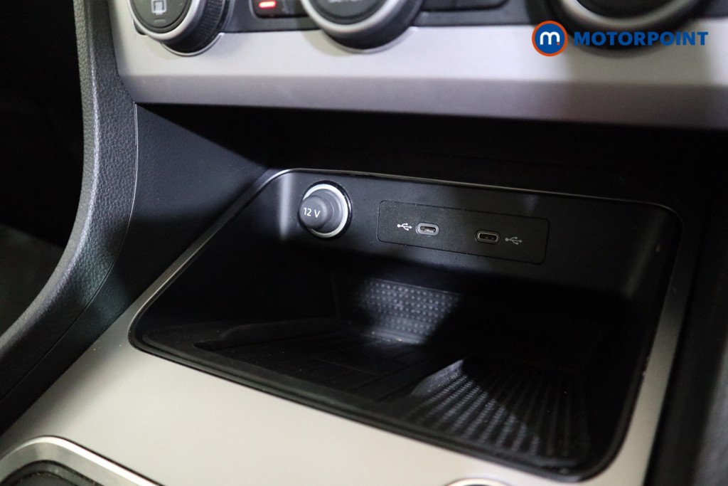 Seat Ateca FR Manual Petrol SUV - Stock Number (1631161) - 8th supplementary image