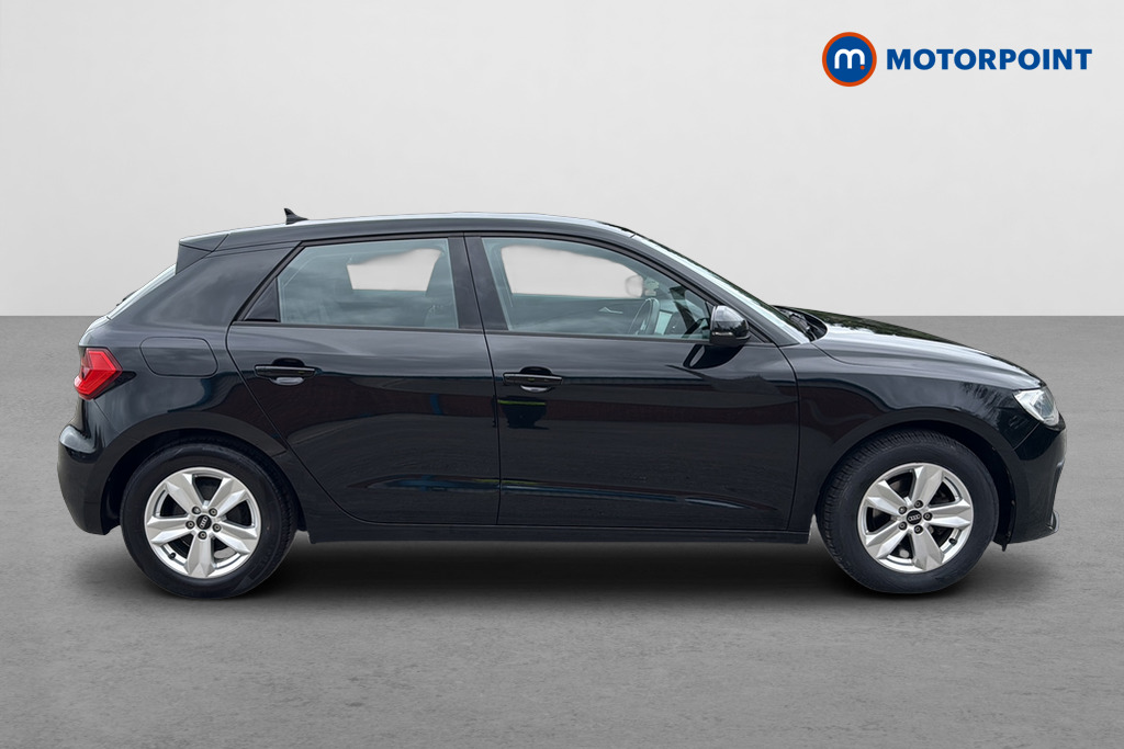 Audi A1 Technik Manual Petrol Hatchback - Stock Number (1631364) - Passenger side