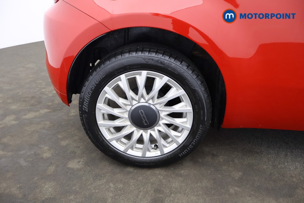 Fiat 500 Dolcevita Manual Petrol Hatchback - Stock Number (1631429) - 2nd supplementary image