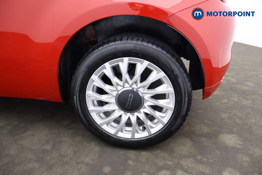 Fiat 500 Dolcevita Manual Petrol Hatchback - Stock Number (1631429) - 3rd supplementary image