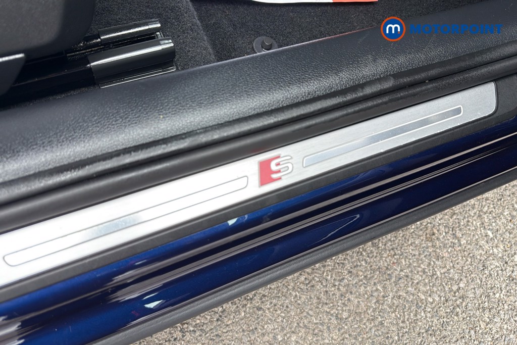 Audi Q2 Black Edition Automatic Petrol SUV - Stock Number (1631526) - 27th supplementary image