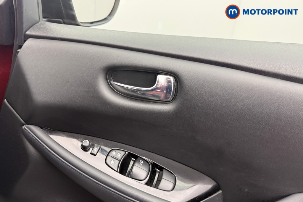 Nissan Leaf N-Connecta Automatic Electric Hatchback - Stock Number (1631533) - 10th supplementary image