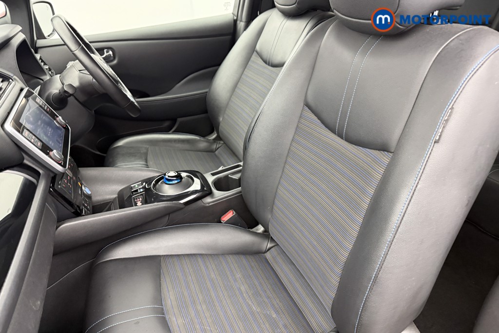 Nissan Leaf N-Connecta Automatic Electric Hatchback - Stock Number (1631533) - 11th supplementary image