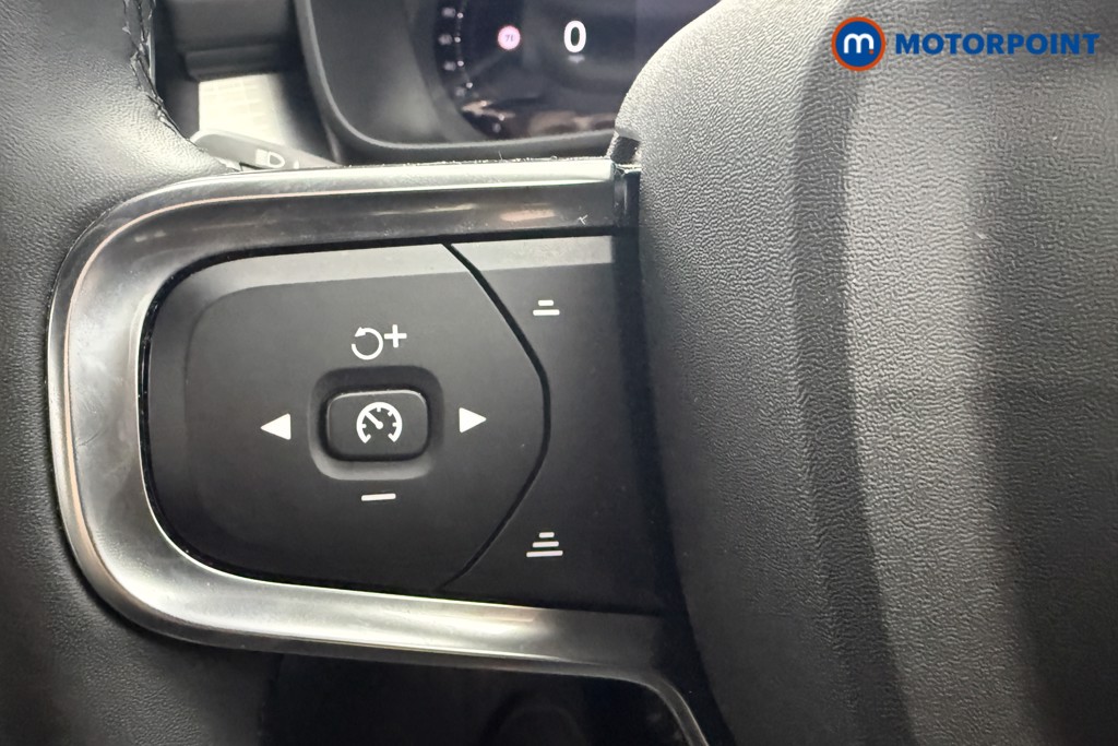 Volvo Xc40 Plus Automatic Petrol SUV - Stock Number (1631700) - 6th supplementary image