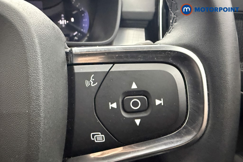 Volvo Xc40 Plus Automatic Petrol SUV - Stock Number (1631700) - 7th supplementary image