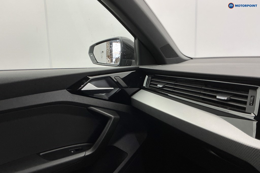 Audi A1 S Line Manual Petrol Hatchback - Stock Number (1631798) - 20th supplementary image