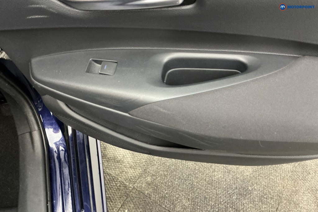 Toyota Corolla Gr Sport Automatic Petrol-Electric Hybrid Estate - Stock Number (1631894) - 28th supplementary image