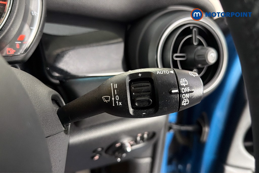 Mini Hatchback Cooper Classic Automatic Petrol Hatchback - Stock Number (1631941) - 7th supplementary image