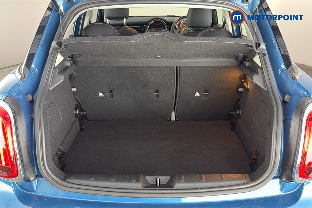 Mini Hatchback Cooper Classic Automatic Petrol Hatchback - Stock Number (1631941) - 33rd supplementary image