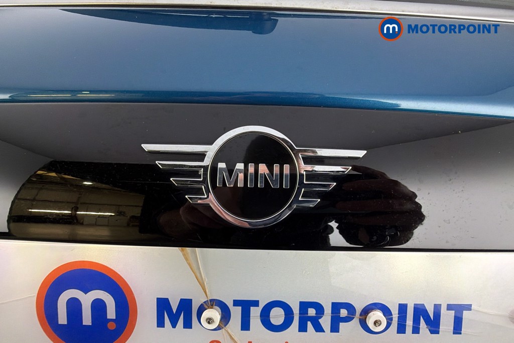 Mini Hatchback Cooper Classic Automatic Petrol Hatchback - Stock Number (1631941) - 37th supplementary image