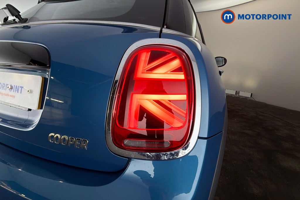 Mini Hatchback Cooper Classic Automatic Petrol Hatchback - Stock Number (1631941) - 38th supplementary image