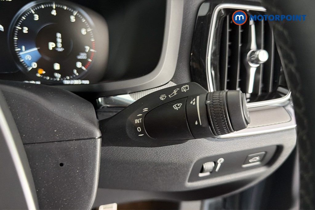 Volvo V60 R Design Automatic Petrol Estate - Stock Number (1631943) - 7th supplementary image