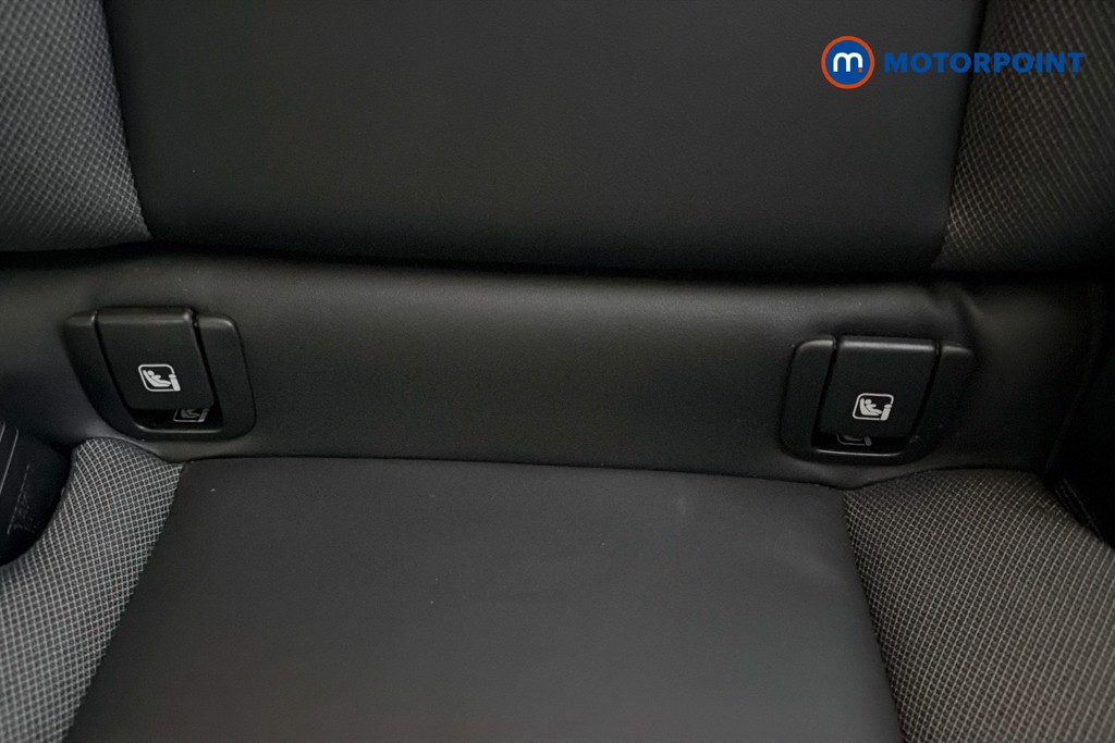 Volvo V60 R Design Automatic Petrol Estate - Stock Number (1631943) - 29th supplementary image